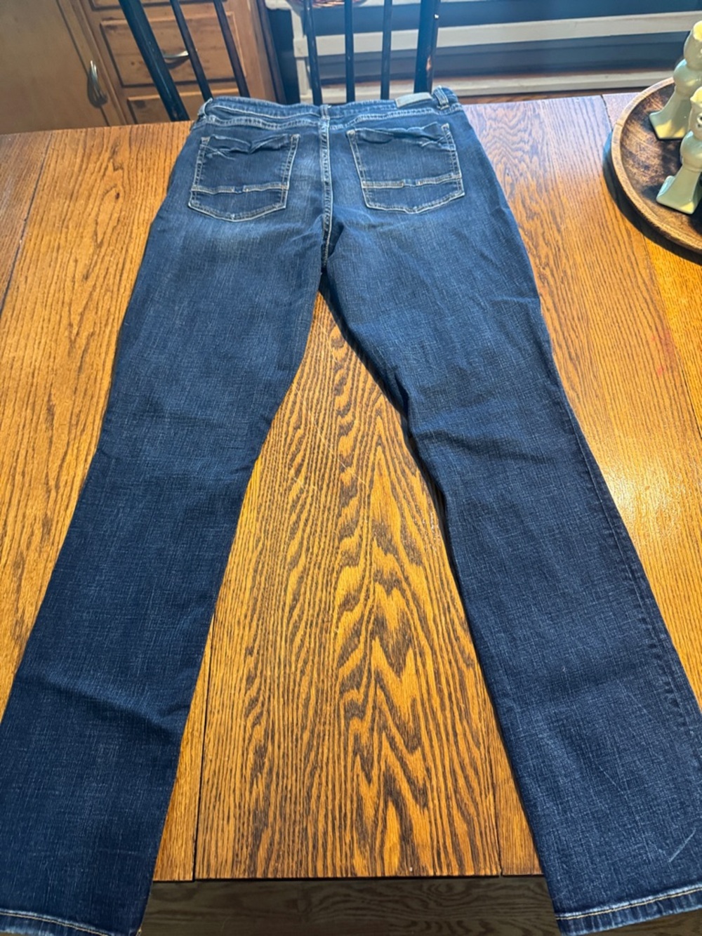 BKE Gabby Curvy Fit High Rise Straight leg  jeans - Woman’s 32x34 - Picture 4 of 4
